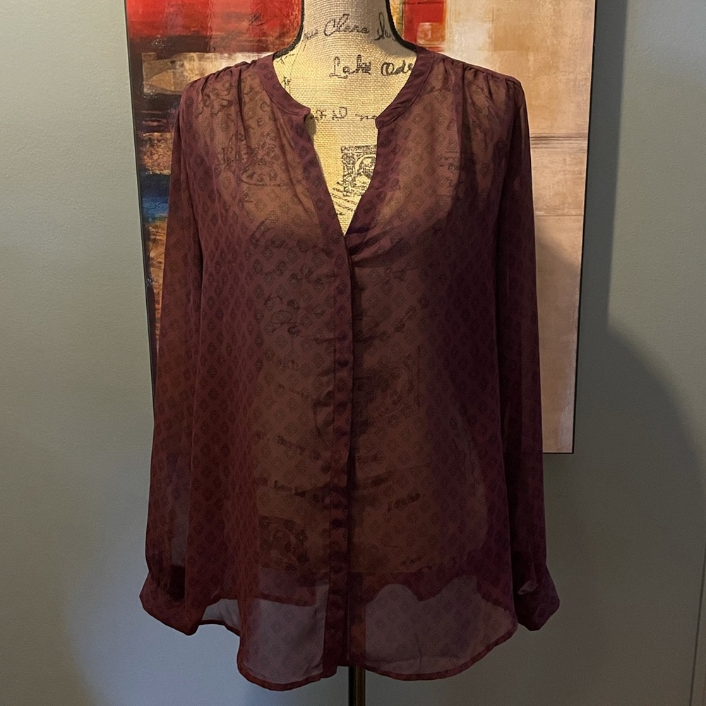 Merlot/Burgundy Diamond Pattern Button Down Blouse - Picture 1 of 12